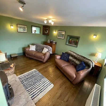 Vakantiehuis Delightful Detached 2 Bedroom
